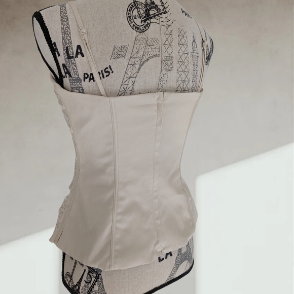 White House Black Market corset tank top - Picture 5 of 6